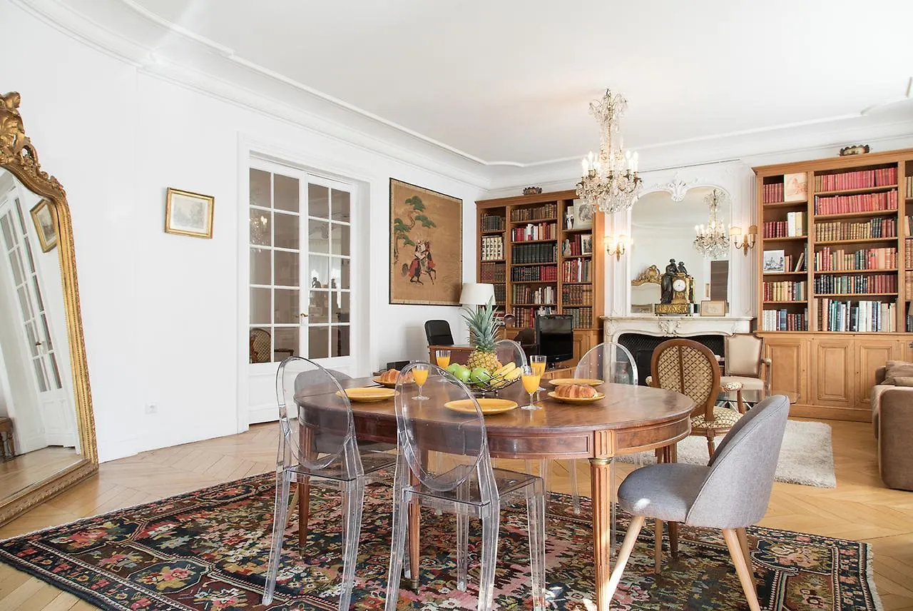 Apartment Private Apartment - Maubourg - Eiffel Tower